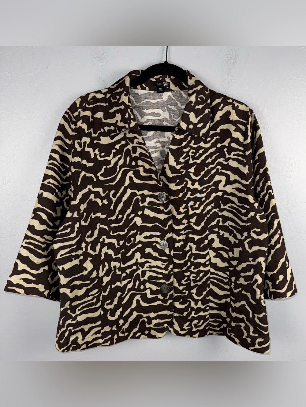 East 5th Petite Blouse PXL Zebra Print Brown and Tan Linen Blend *READ